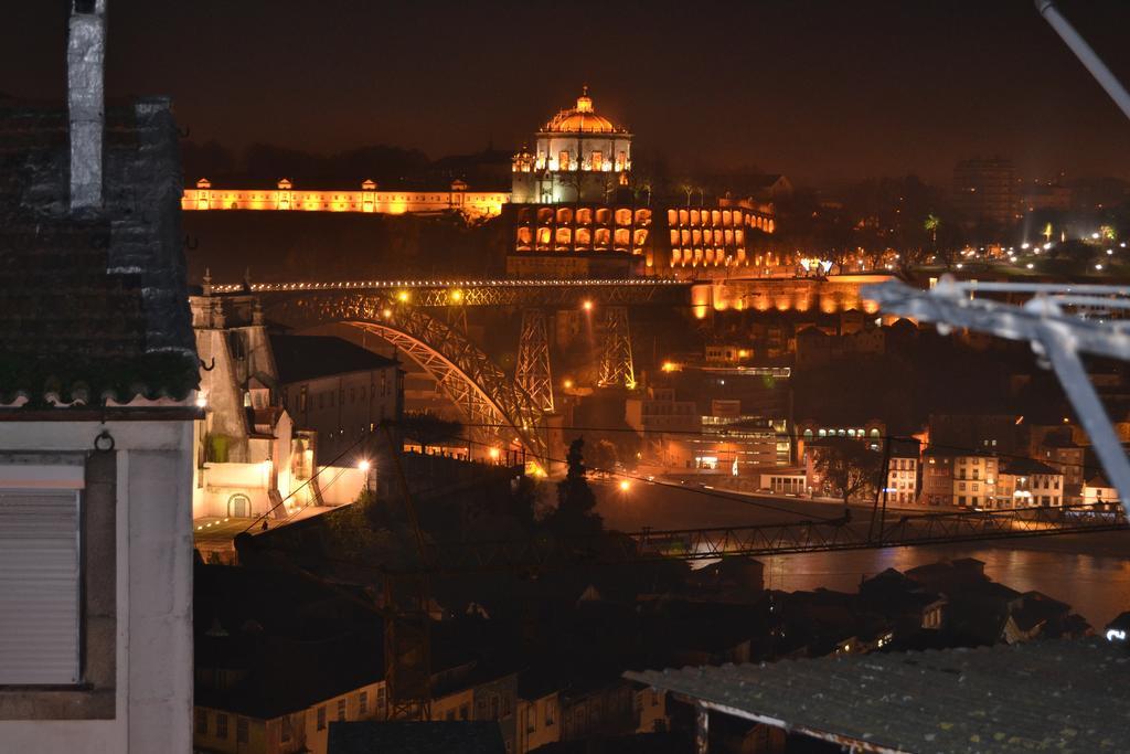 Merc Porto Vitoria's Place Quarto foto